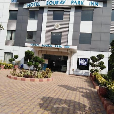 Hotel Sourav Park Inn Agra アーグラ エクステリア 写真